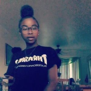 Meet your Posher, Miara